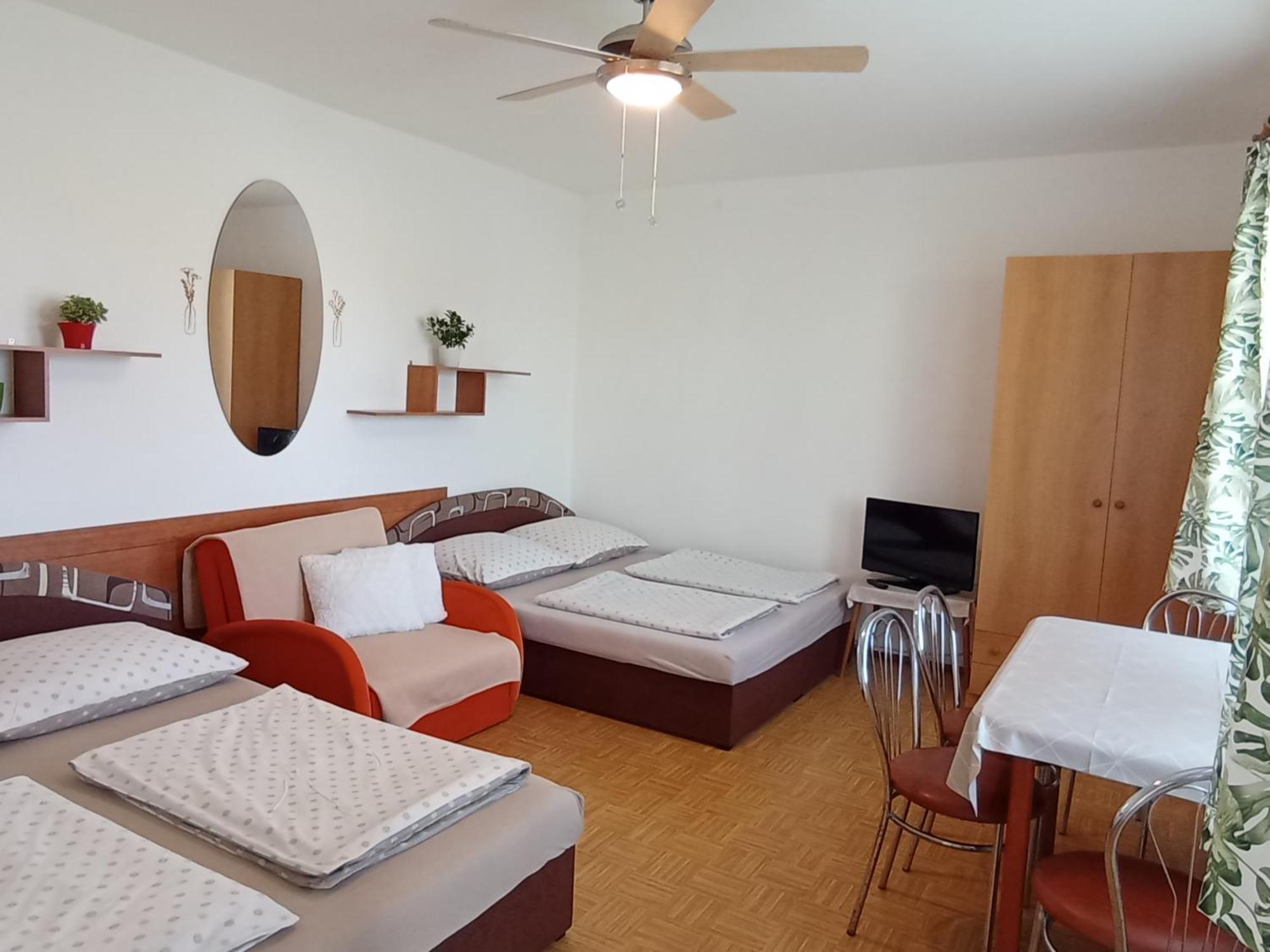 Afrodita Otel Štúrovo Dış mekan fotoğraf