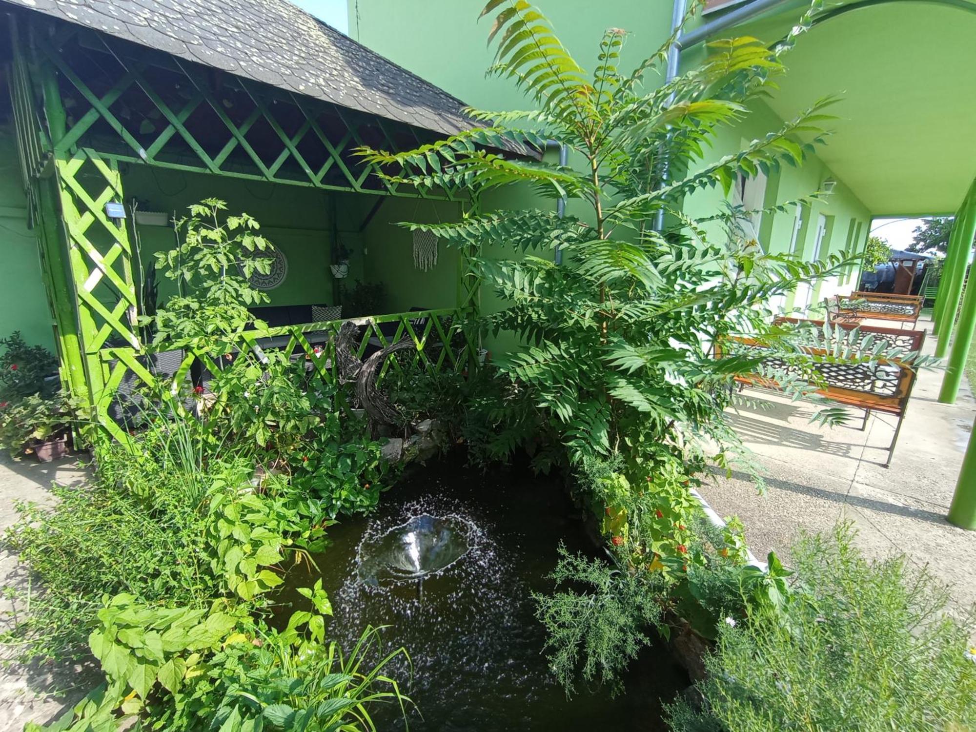 Afrodita Otel Štúrovo Dış mekan fotoğraf